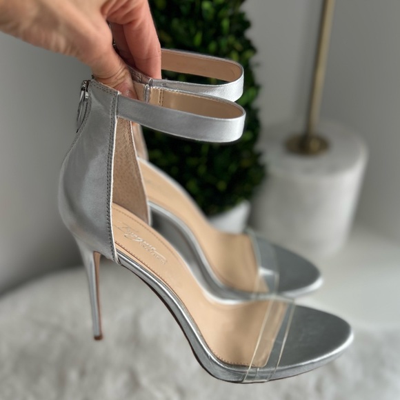 Vince Camuto ‘Imagine’ Silver Stiletto - Picture 5 of 17